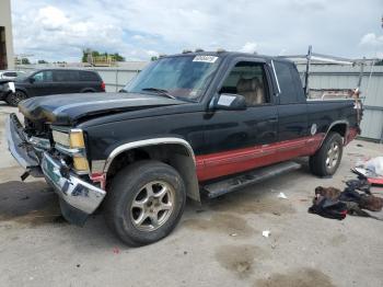  Salvage Chevrolet Gmt