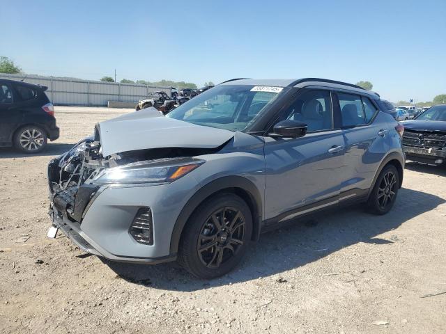  Salvage Nissan Kicks