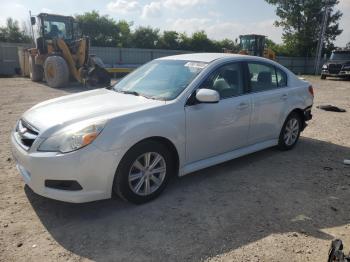  Salvage Subaru Legacy
