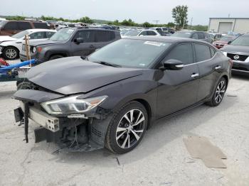  Salvage Nissan Maxima