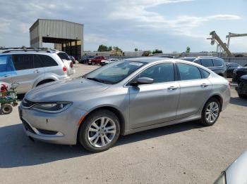  Salvage Chrysler 200