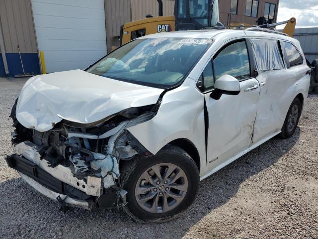  Salvage Toyota Sienna