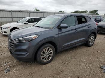  Salvage Hyundai TUCSON