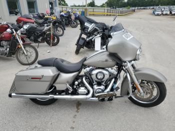  Salvage Harley-Davidson Fl