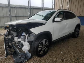  Salvage Mercedes-Benz GLA