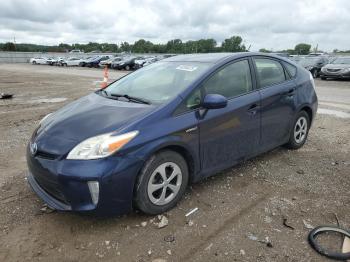  Salvage Toyota Prius