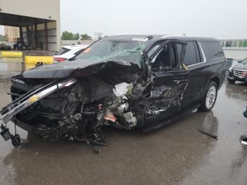  Salvage Chevrolet Suburban
