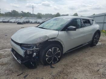  Salvage Kia EV6