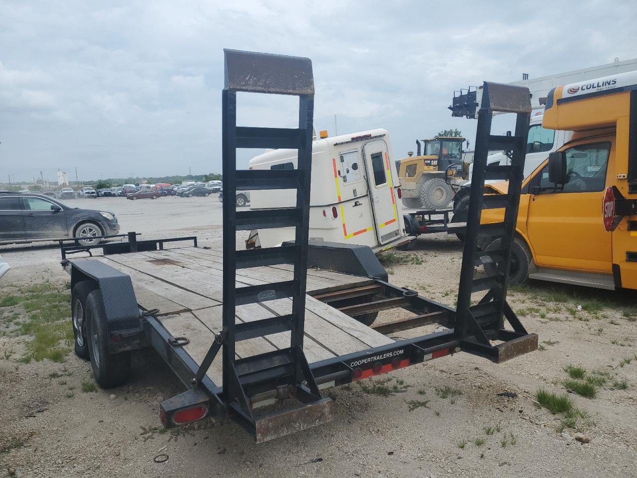 Load Trail Trailer Image 2