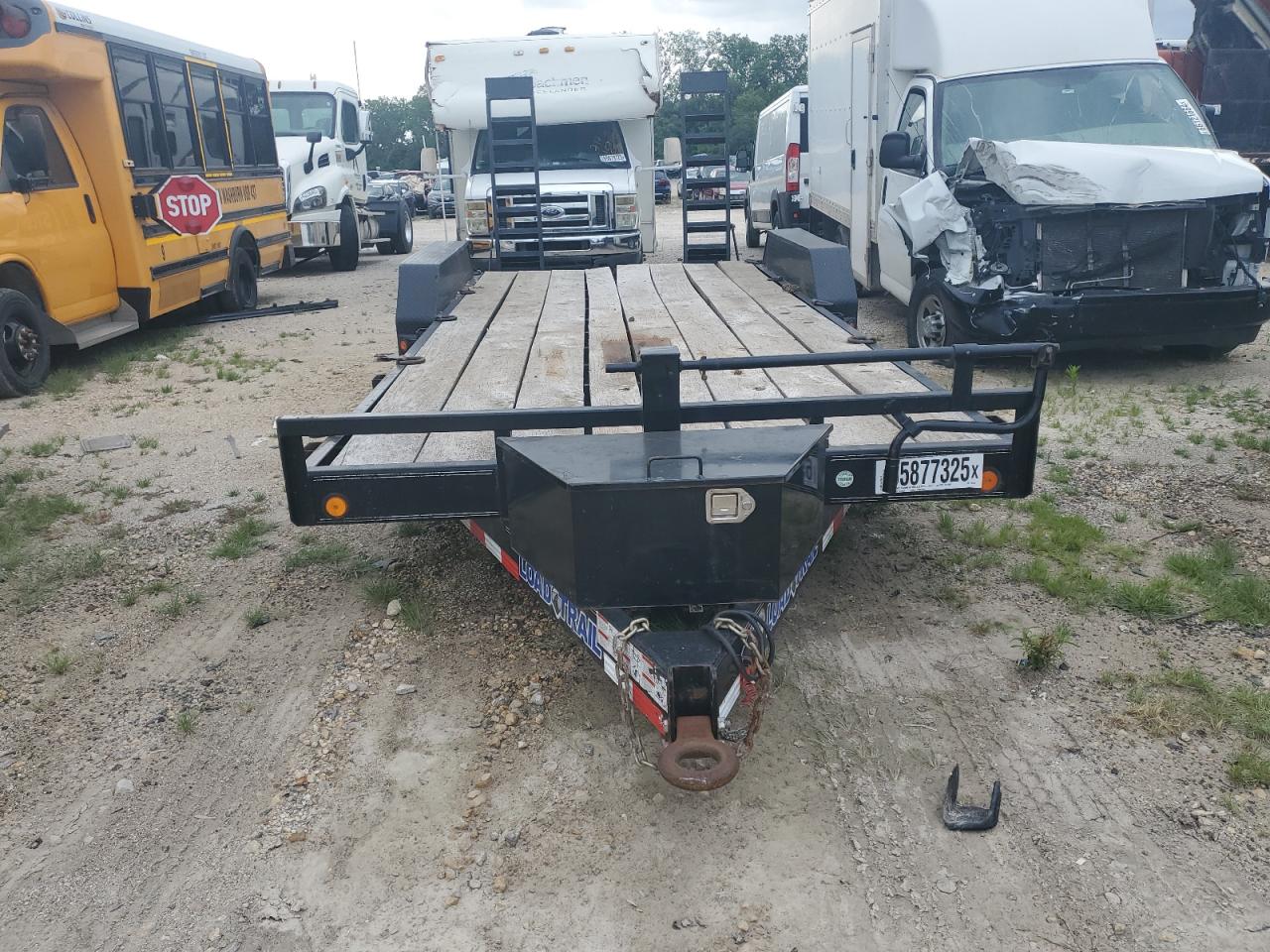 Load Trail Trailer Image 8