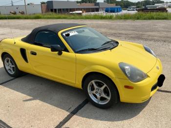  Salvage Toyota MR2