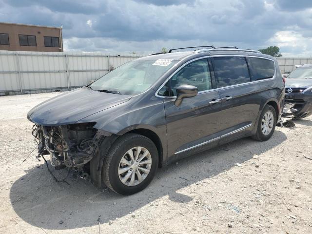  Salvage Chrysler Pacifica