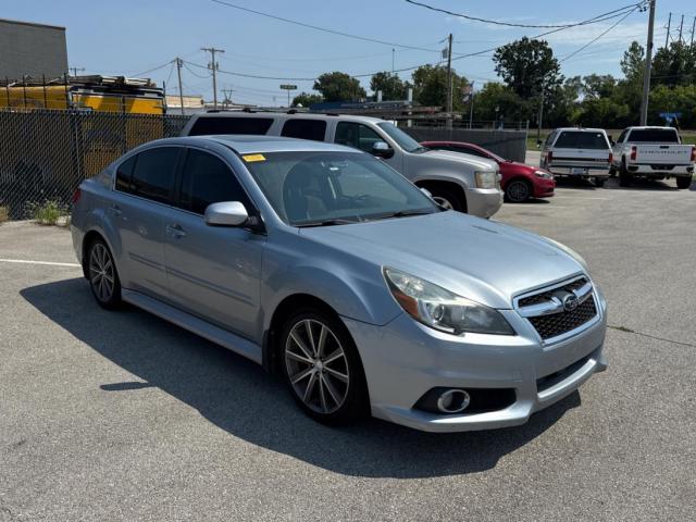  Salvage Subaru Legacy