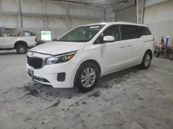  Salvage Kia Sedona