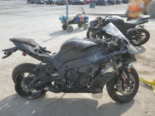  Salvage Kawasaki Zx1002 M