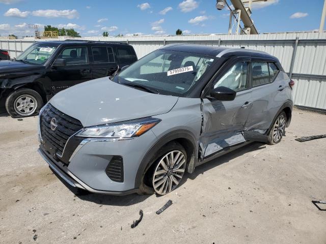  Salvage Nissan Kicks