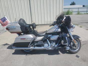  Salvage Harley-Davidson Fl