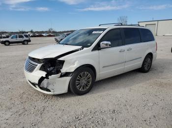 Salvage Chrysler Minivan