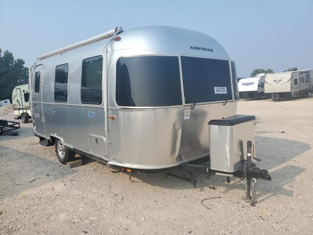  Salvage Airstream Bambi Seri