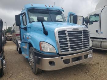  Salvage Freightliner Cascadia 1