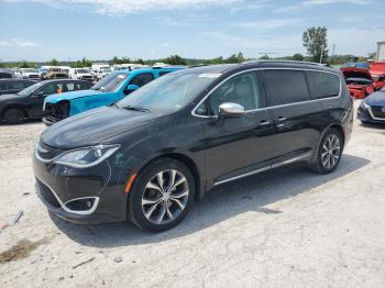  Salvage Chrysler Pacifica