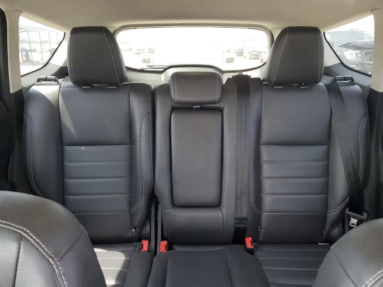 Ford Escape Titanium Image 7