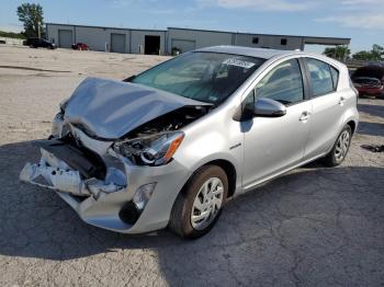  Salvage Toyota Prius