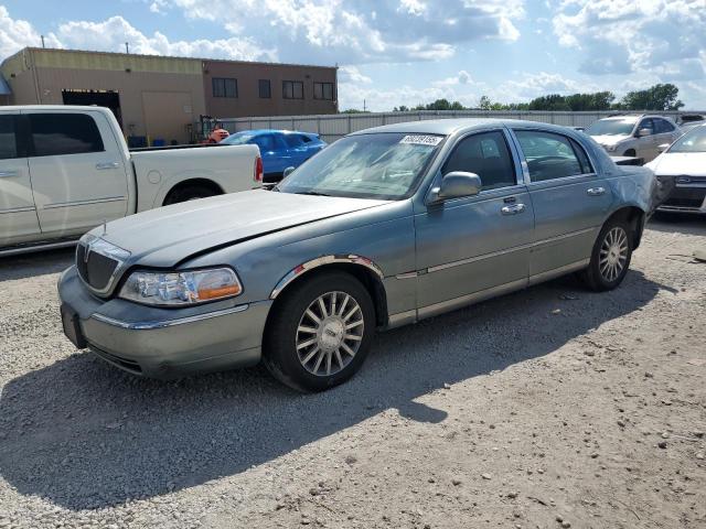  Salvage Lincoln Towncar