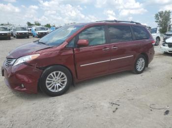  Salvage Toyota Sienna