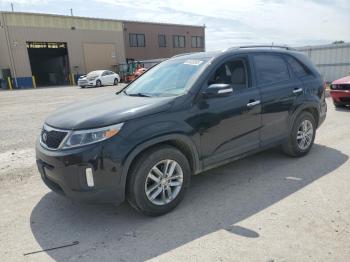  Salvage Kia Sorento