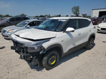  Salvage Kia Seltos