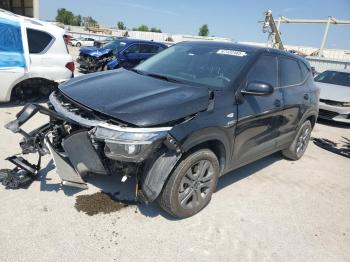 Salvage Kia Seltos