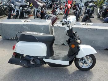  Salvage Genuine Scooter Co. Scooter