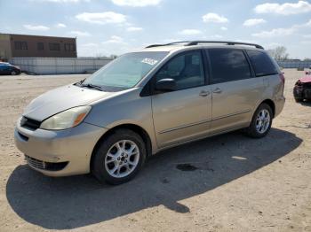  Salvage Toyota Sienna