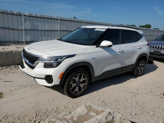  Salvage Kia Seltos