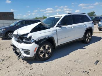  Salvage Jeep Grand Cherokee