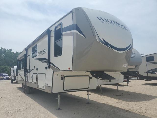  Salvage Wildwood 5th Wheel