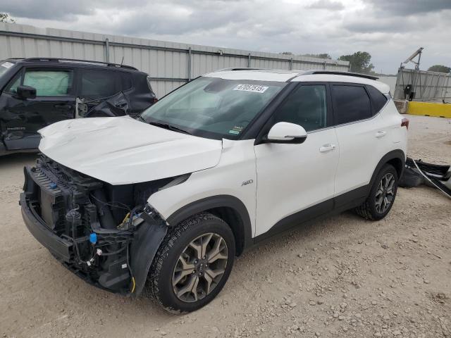  Salvage Kia Seltos