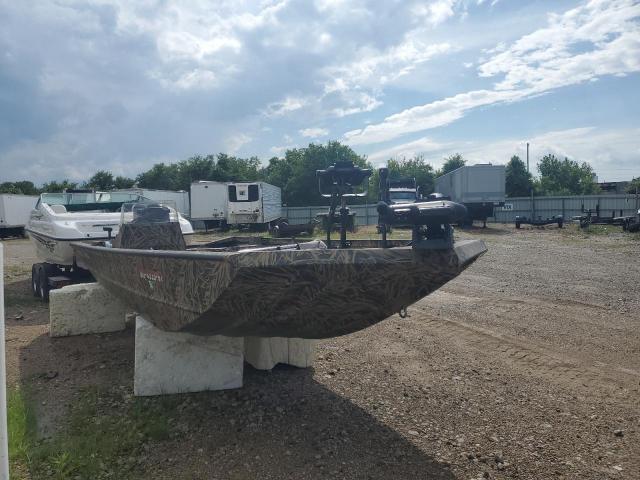  Salvage Crestliner Boat