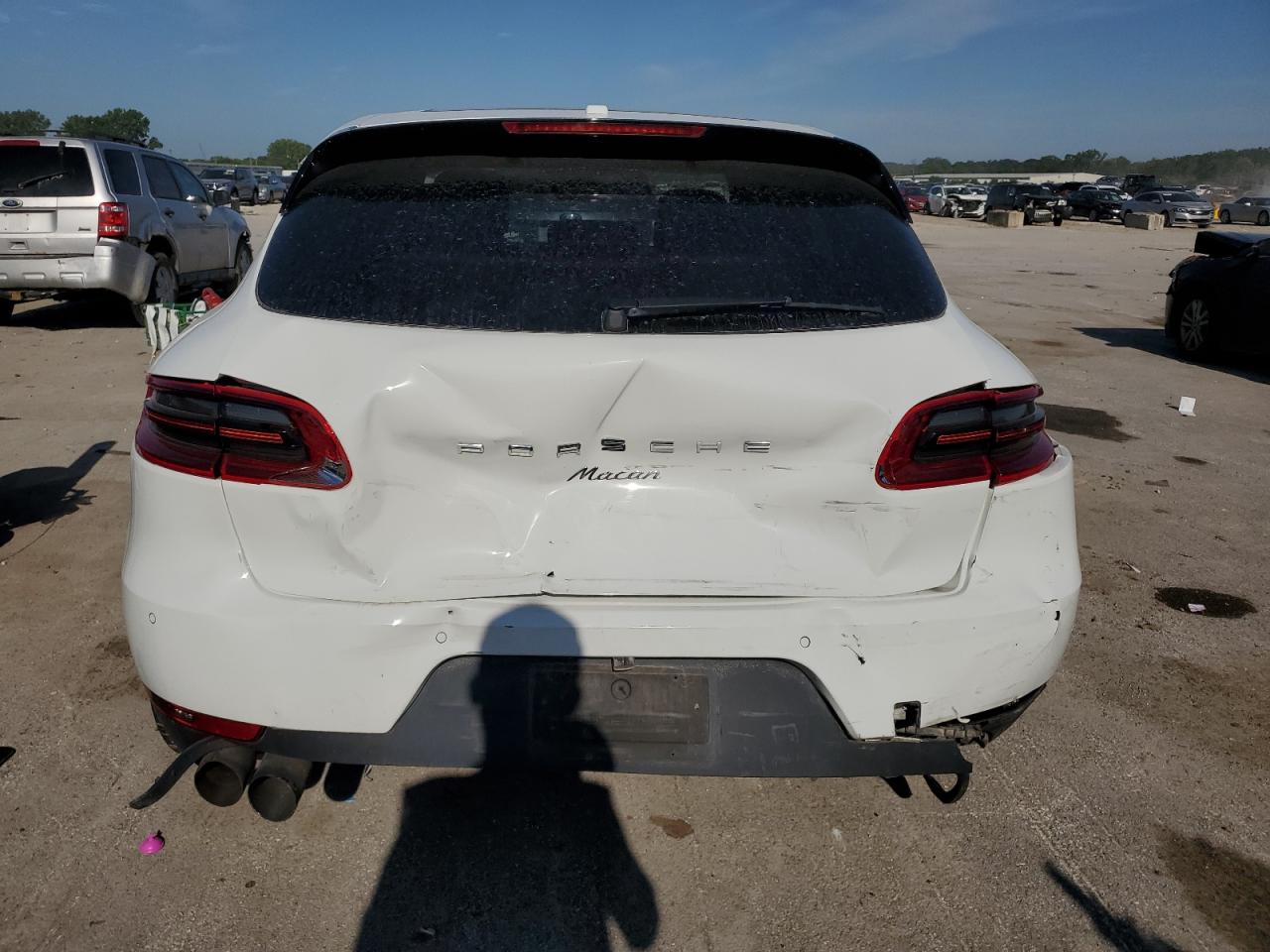 Porsche Macan Image 10