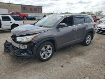  Salvage Toyota Highlander