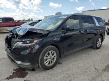  Salvage Kia Carnival
