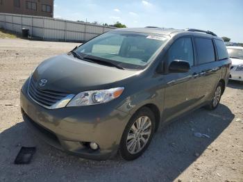  Salvage Toyota Sienna