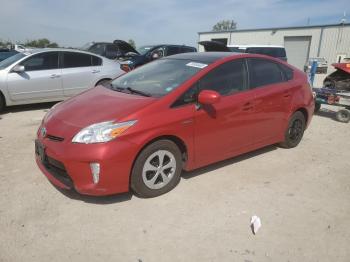  Salvage Toyota Prius