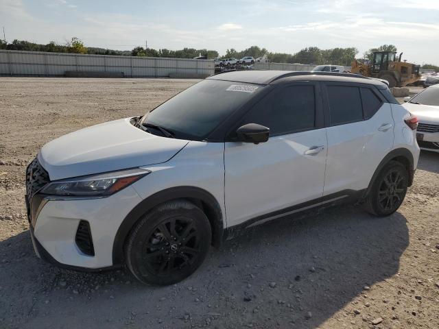 Salvage Nissan Kicks