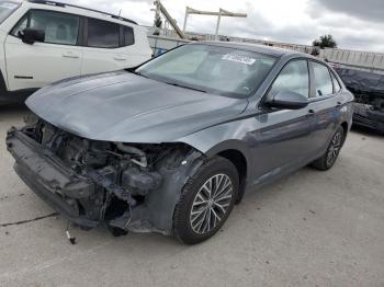  Salvage Volkswagen Jetta