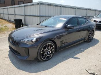  Salvage Kia Stinger