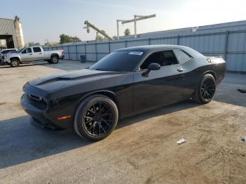  Salvage Dodge Challenger