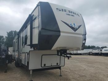  Salvage Wildwood 5th Wheel
