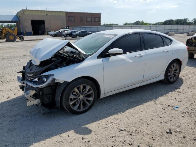  Salvage Chrysler 200